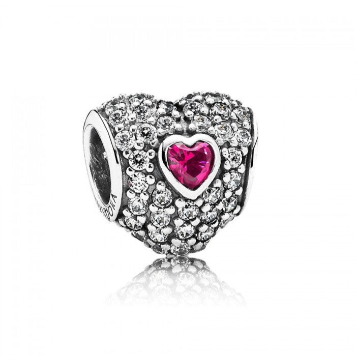 Charm Pavé Rojo Triple Corazón