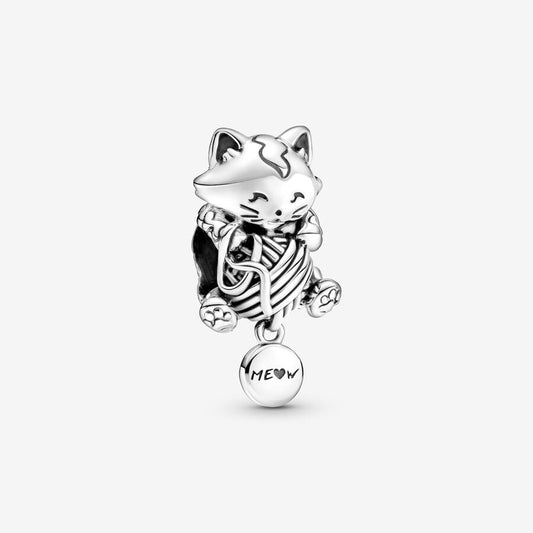 Charm Gatito y Ovillo de Lana