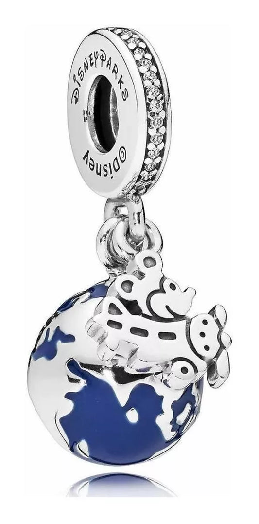 Charm mundo y Mickey en avion