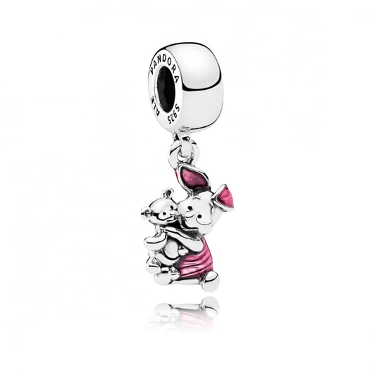 Charm Piglet con oso